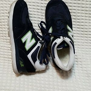 New Balance shoes-FIRM $